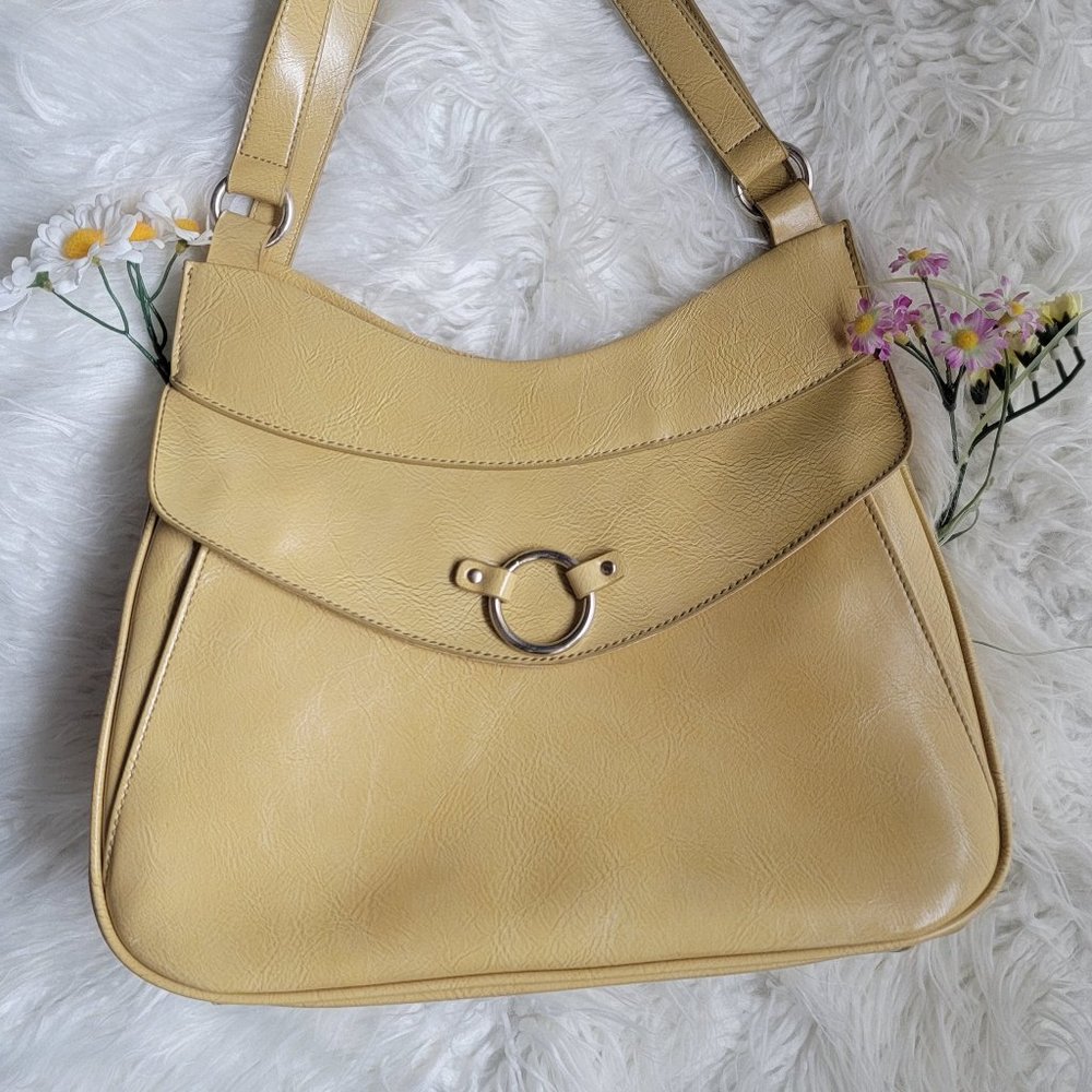 Nine & CO. Yellow hand bag